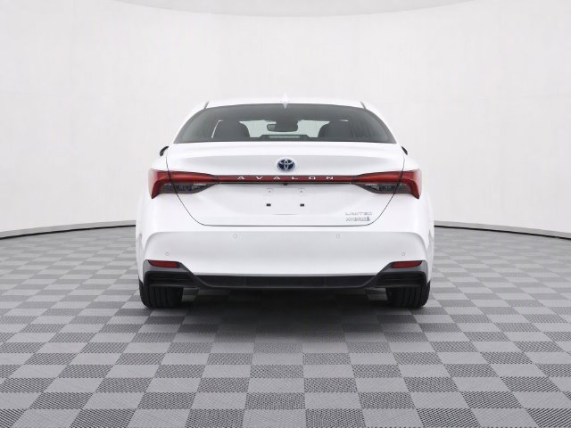 Used 2021 Toyota Avalon Limited w/ Advanced Safety Package FWD image 6