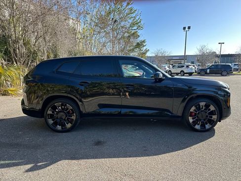 Used 2023 BMW XM image 15