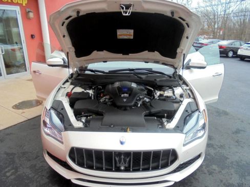 Used 2018 Maserati Quattroporte S GranLusso Q4 image 31