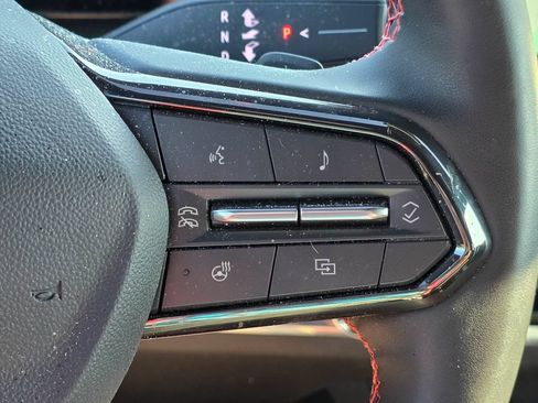 Used 2025 Chevrolet Equinox RS w/ Safety and Technology Package FWD image 20