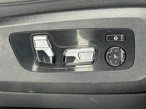 Used 2023 BMW XM AWD/4WD image 14