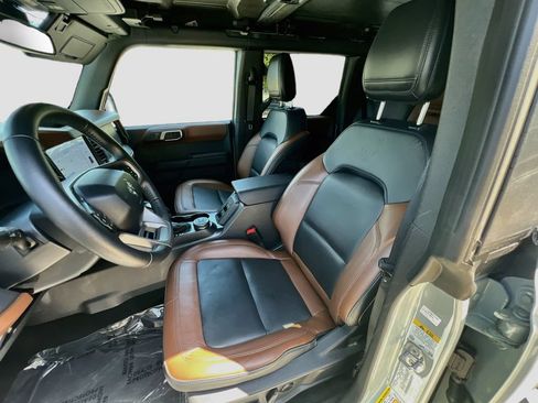 Used 2024 Ford Bronco Outer Banks AWD/4WD image 21