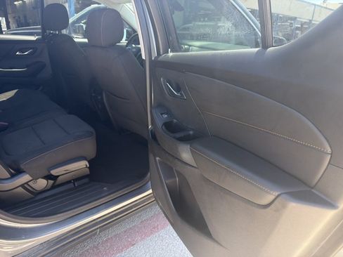 Used 2020 Chevrolet Traverse LS FWD image 20