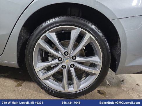 Used 2023 Chevrolet Malibu LT image 32