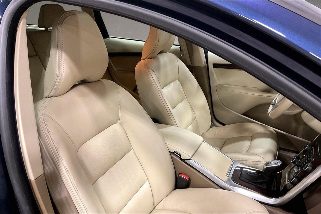 Used 2013 Volvo XC70 3.2 Premier Plus AWD/4WD image 29