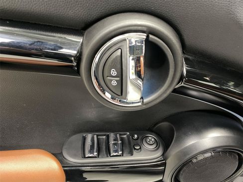 Certified 2023 MINI Cooper S FWD image 19