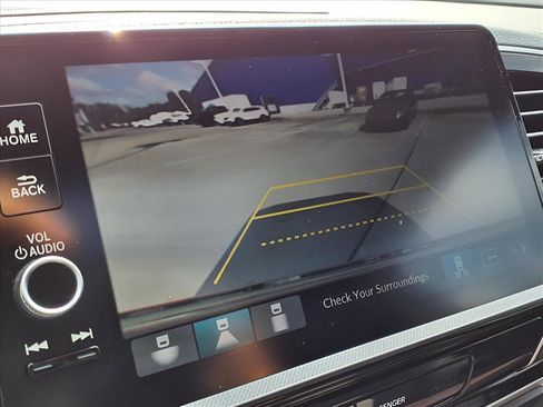 Used 2025 Honda Ridgeline Black Edition image 17