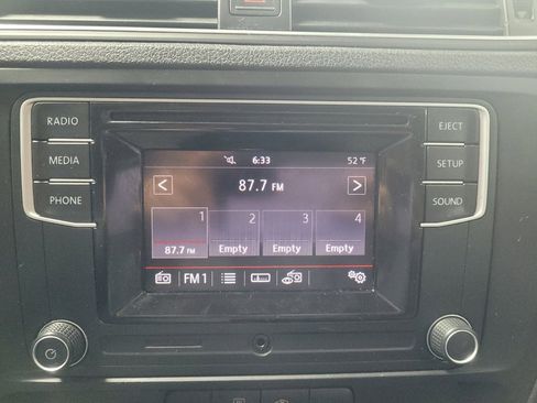 Used 2018 Volkswagen Jetta S image 25