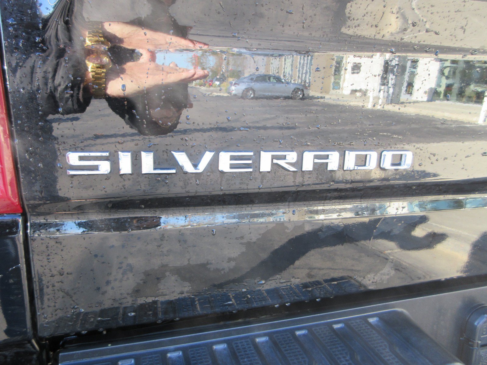 Used 2022 Chevrolet Silverado 1500 RST AWD/4WD image 9