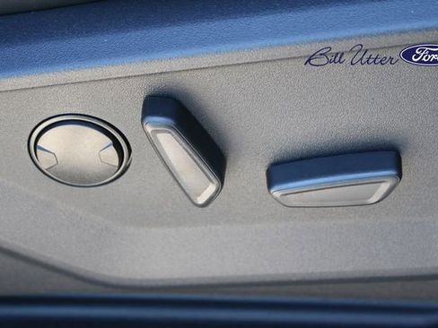 New 2025 Ford Expedition Platinum w/ Stealth Appearance Package image 8