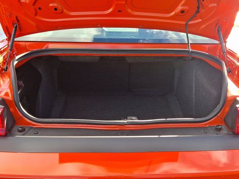 Used 2008 Dodge Challenger SRT8 image 30