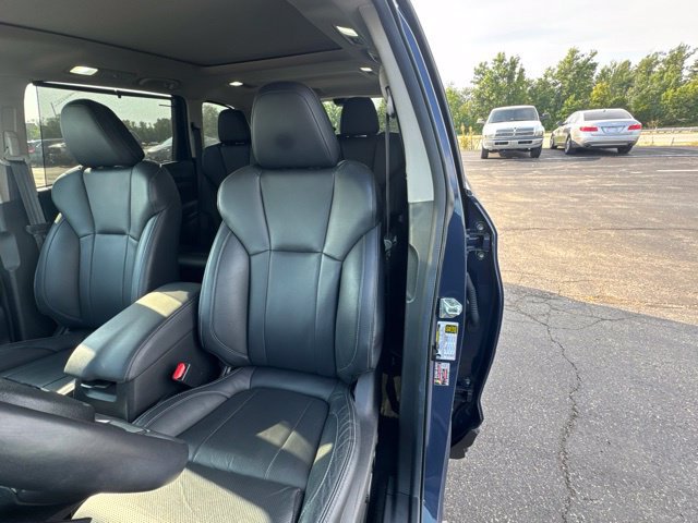Used 2024 Subaru Ascent Touring w/ Popular Package #2 AWD/4WD image 10