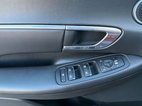 Used 2023 Hyundai Sonata SEL FWD image 11