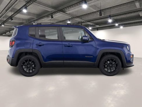 Used 2020 Jeep Renegade Altitude FWD image 8
