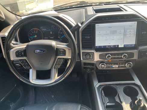 Used 2022 Ford F350 Lariat w/ Lariat Value Package AWD/4WD image 22