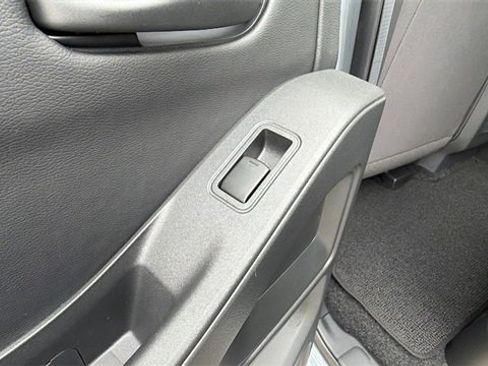 New 2026 Nissan Frontier SV image 15