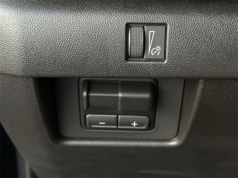 Certified 2025 Chevrolet Colorado Trail Boss image 21