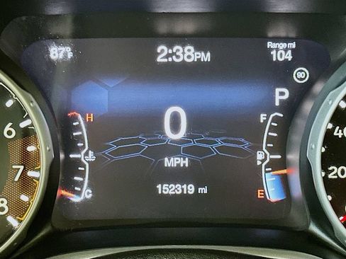 Used 2018 Jeep Compass Limited w/ Navigation Group AWD/4WD image 15