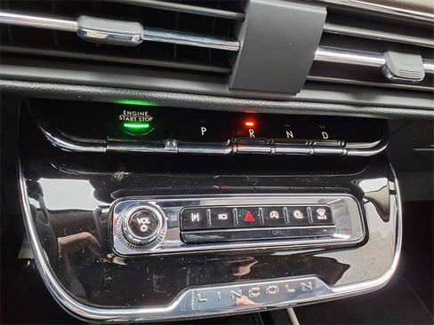 New 2026 Lincoln Corsair Premiere image 15