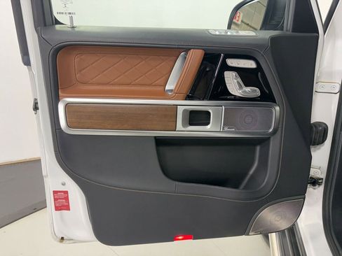 Used 2022 Mercedes-Benz G 550 image 6
