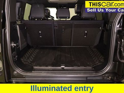 Used 2024 Land Rover Defender 110 X AWD/4WD image 33