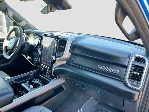 Used 2025 RAM 1500 Big Horn AWD/4WD image 29