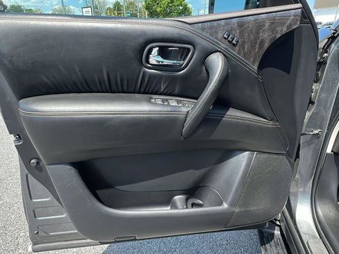 Used 2022 Nissan Armada Platinum w/ Captain's Chairs Package AWD/4WD image 25