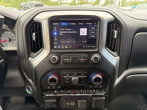 Used 2020 Chevrolet Silverado 2500 LTZ w/ LTZ Plus Package AWD/4WD image 13