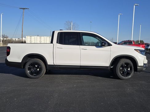 New 2026 Honda Ridgeline Black Edition image 19