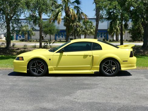 Used 2001 Ford Mustang GT RWD image 14