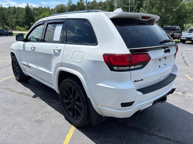 Used 2019 Jeep Grand Cherokee Altitude AWD/4WD image 5