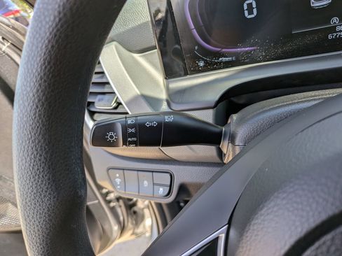 Certified 2026 Kia Seltos LX FWD image 30