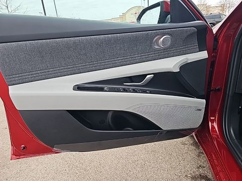 New 2026 Hyundai Elantra Limited FWD image 10
