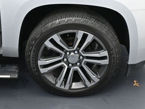 Used 2019 GMC Yukon XL Denali w/ Denali Ultimate Package image 39