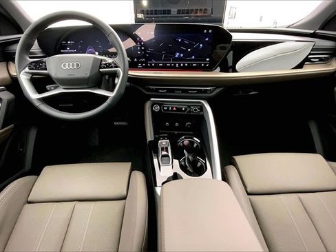 New 2025 Audi Q5 2.0T Premium Plus image 6