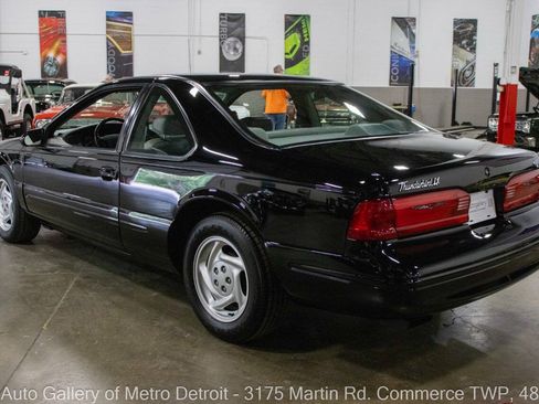 Used 1996 Ford Thunderbird LX RWD image 4