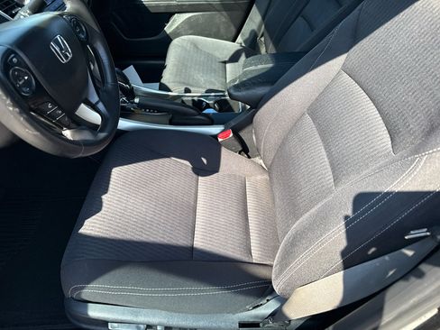 Used 2014 Honda Accord Sport image 10