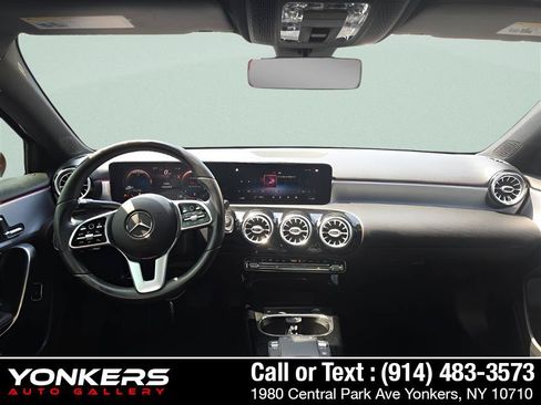 Used 2021 Mercedes-Benz A 220 4MATIC w/ Premium Package image 8