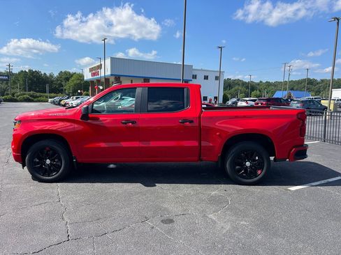 Used 2022 Chevrolet Silverado 1500 Custom RWD image 9