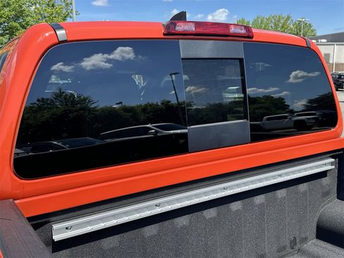 New 2025 Nissan Frontier PRO-4X w/ Pro Convenience Package image 24