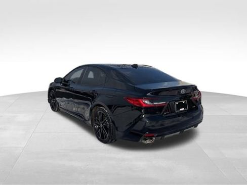Used 2025 Toyota Camry XSE image 3
