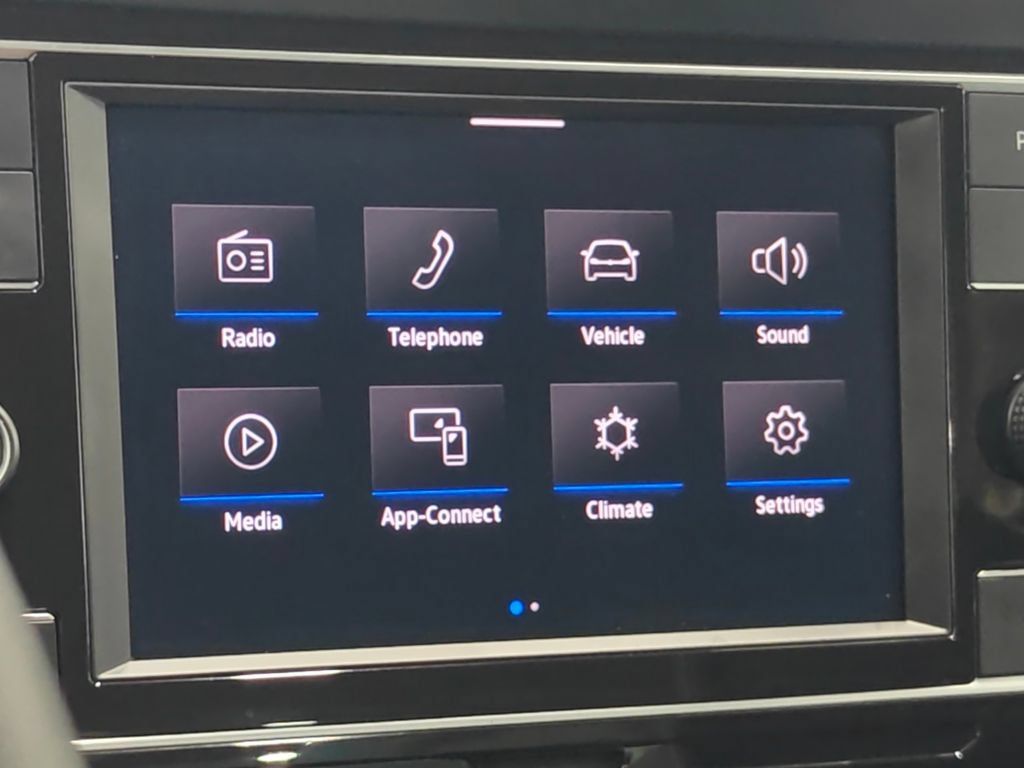 Used 2023 Volkswagen Jetta SE FWD image 25