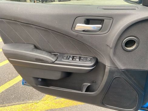 Used 2016 Dodge Charger R/T image 23