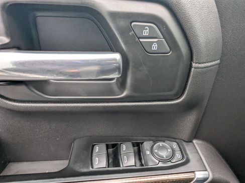 Used 2020 Chevrolet Silverado 1500 RST AWD/4WD image 25