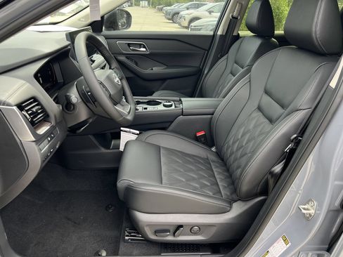 New 2026 Nissan Rogue Platinum w/ Platinum Premium Package AWD/4WD image 13