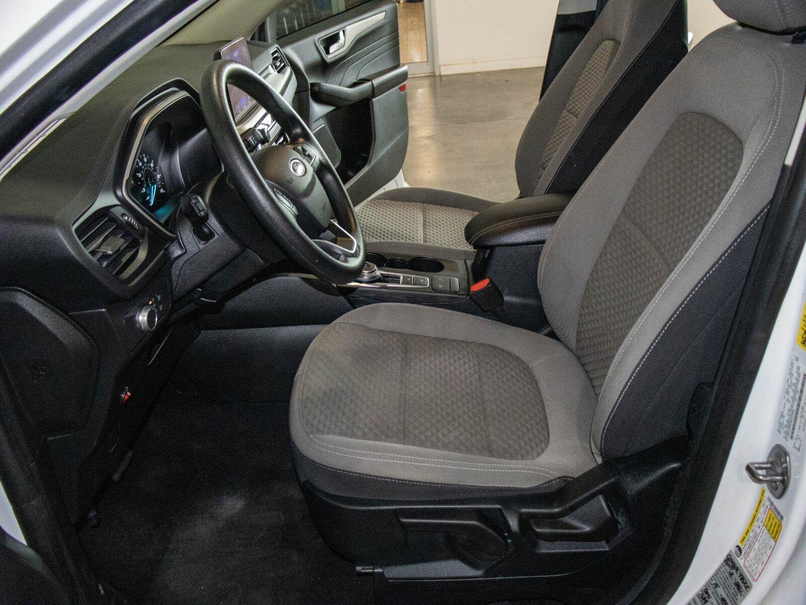 Used 2021 Ford Escape SE AWD/4WD image 7