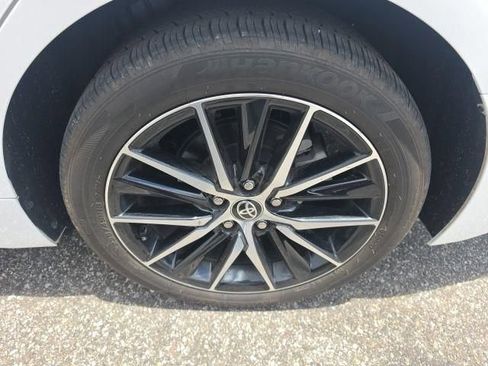 Used 2024 Toyota Camry SE FWD image 13
