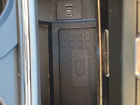 Used 2022 Ford F350 Lariat w/ Lariat Ultimate Package image 39