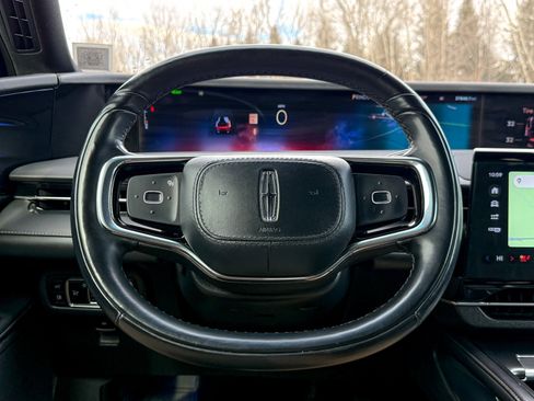 Certified 2024 Lincoln Nautilus Reserve w/ Equipment Group 202A image 36