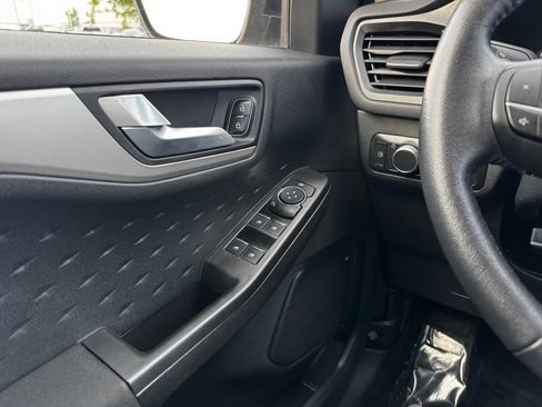 Certified 2020 Ford Escape SE Sport AWD/4WD image 32